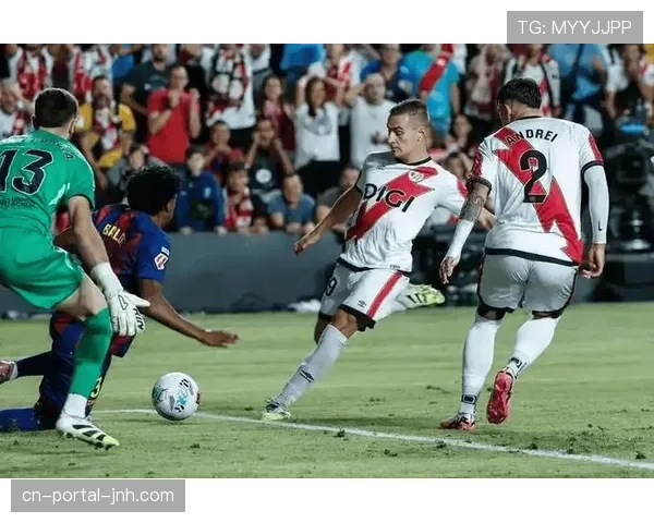 速报：奥萨苏纳1-1巴列卡诺，两队各有一名球员被罚下场